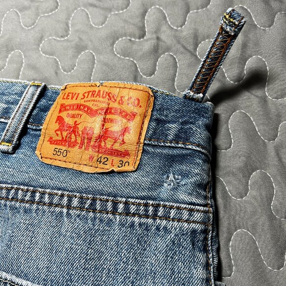 Levis 550 Relaxed Fit Straight Leg Jeans Mens 42X30 Blue Cotton Red Tab READ - Picture 6 of 6